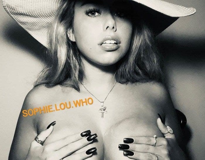 SOPHIE.LOU.WHO | OnlyFans – SITERIP
