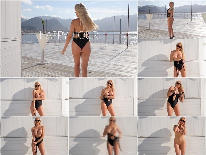 Photodromm presents yasmin happyhour