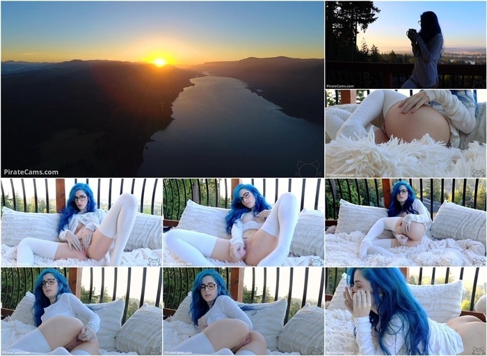 MyFreeCams Webcams Video presents Girl Kati3kat in Sun Risen