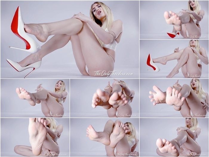 The Only Theodora – Cum to My Feet Only