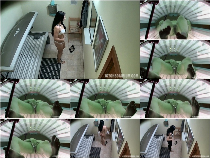 Voyeur Czech Solarium    model masturbates in solarium 3